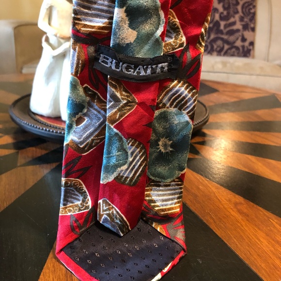 🔥Bugati Italian Silk Tie Red with Sea Green Floral Print Made in the USA - Picture 4 of 7